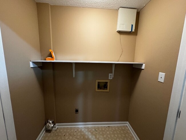 Building Photo - Cozy 3 Bedroom 2 Bath Home in Raeford.