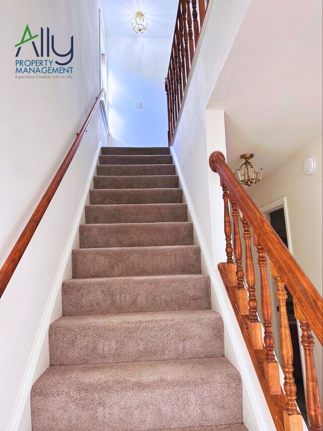 Building Photo - 1515 Westfield Ct