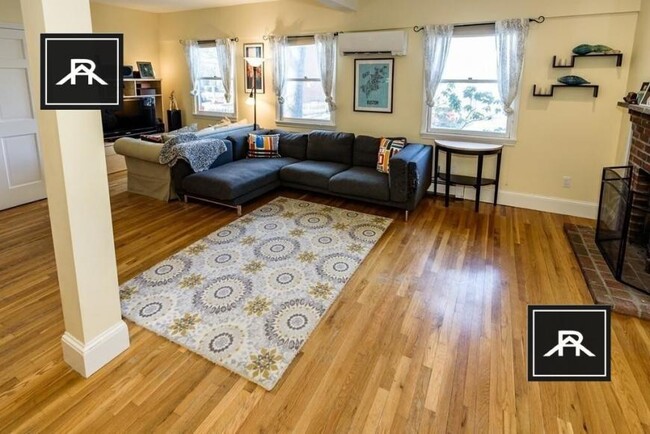 Building Photo - 3 bedroom in Brighton MA 02135