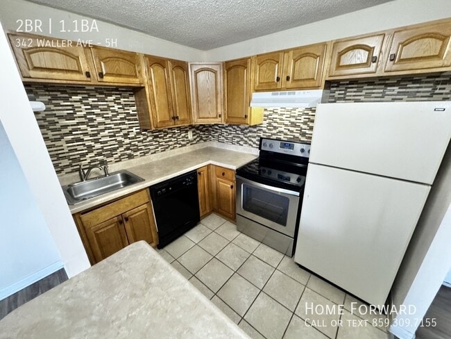 Building Photo - 342 Waller Ave