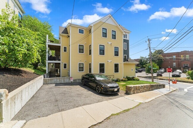 Building Photo - 152-154 Savin Hill Ave