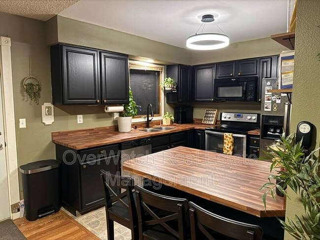 Building Photo - 9532 Dundas Cir