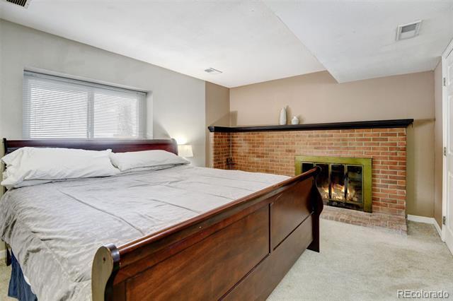 Building Photo - 16344 E Carolina Dr