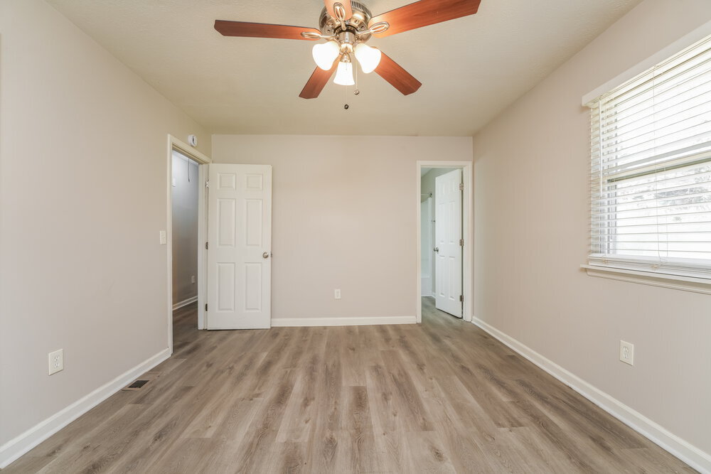 Building Photo - 2194 Cherokee Valley Cir