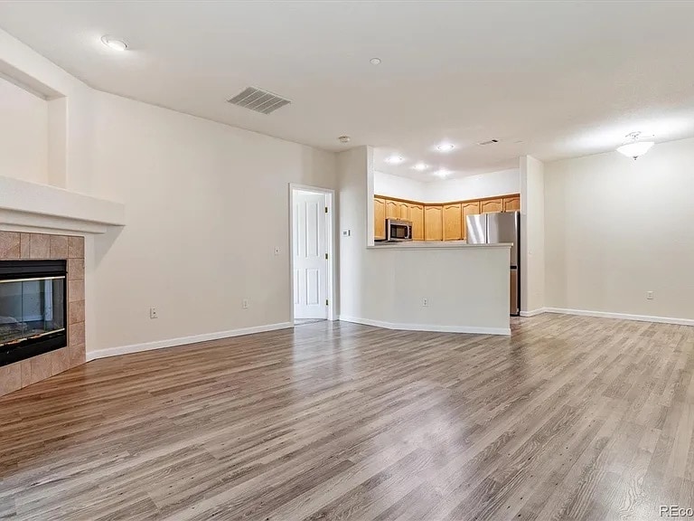 Building Photo - 7459 S Alkire St