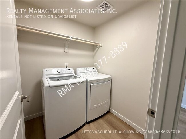 Building Photo - 3799 N Marionberry Ave