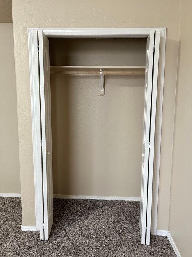 Building Photo - 4 Bedroom Nampa Home In Great Location!