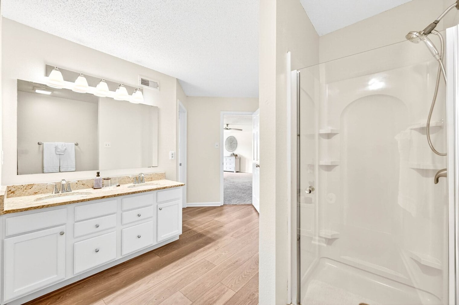 Building Photo - 12114 Brushfield Ln