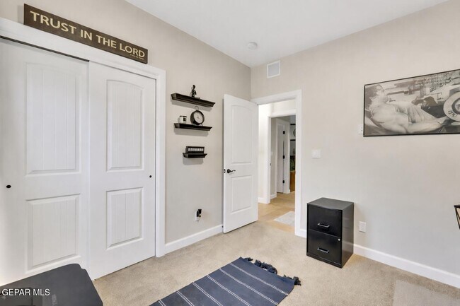 Building Photo - 13841 Paseo De La Luna Ave