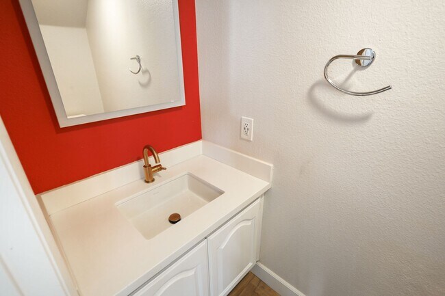 Building Photo - 2641 Starfish Ct
