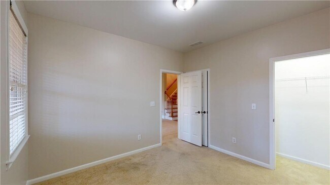 Building Photo - 3014 Gaston Cir