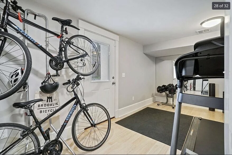 Building Photo - 20 Lincoln St