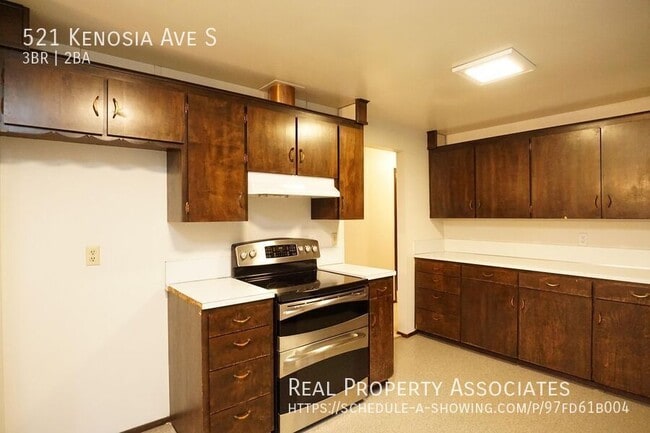 Building Photo - 521 Kenosia Ave S