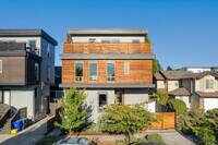 Building Photo - $500 off first month's rent! Spacious, light-filled 4-bdrm/3.5-bath home w/ roof deck