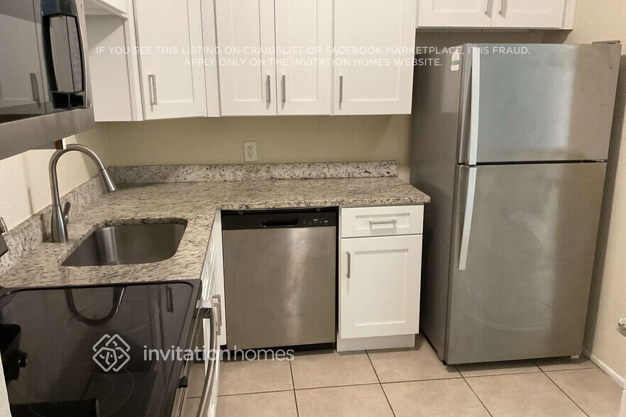 Building Photo - 219 Flamingo Dr