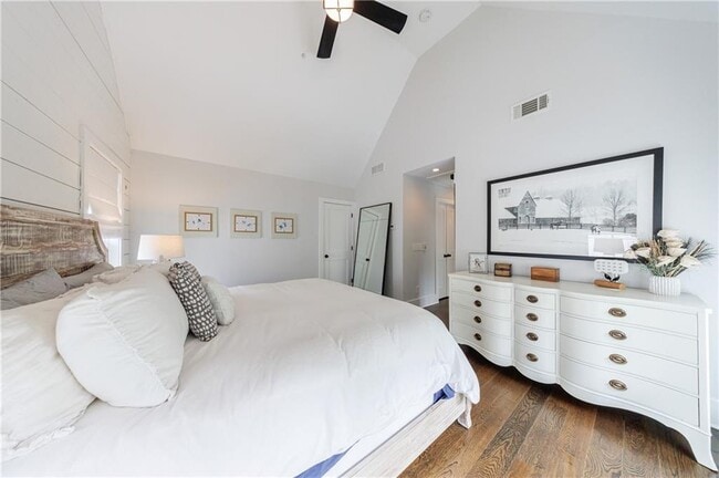 Building Photo - 1000 Loliver Ln