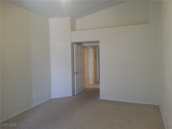 Building Photo - 6674 Jordan River Dr