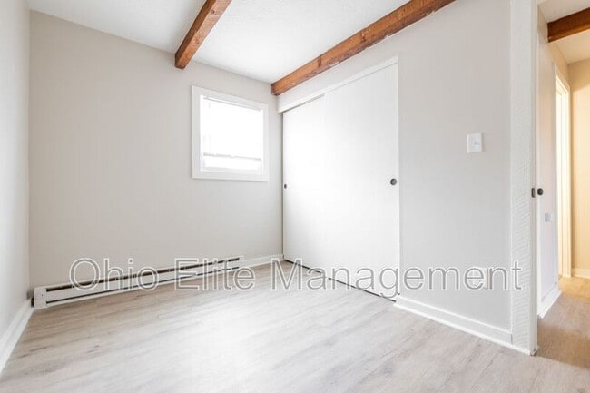 Building Photo - 3088 Grasmere Ave