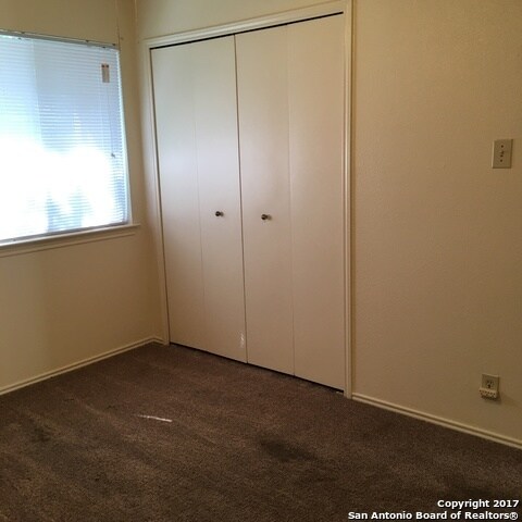 Building Photo - 5011 Sommerdale