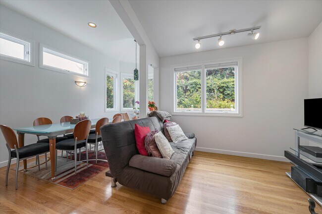 Building Photo - 4141 20th St