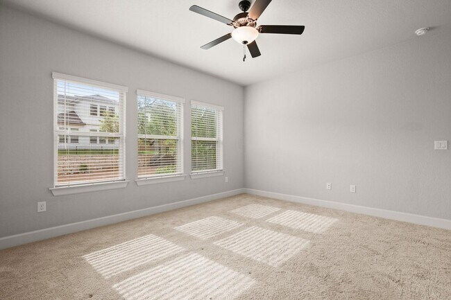 Building Photo - 12809 Stanford Dr