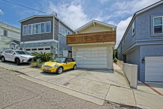 Building Photo - SPACIOUS & AIRY, 3BR2.5BA HERMOSA HILLS HO...