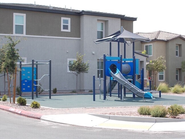 Building Photo - Welcome to Alderidge Townhomes!