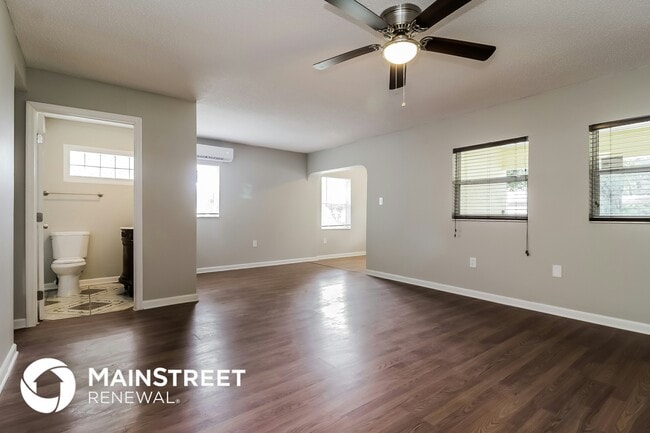 Building Photo - 2411 Chase Ave