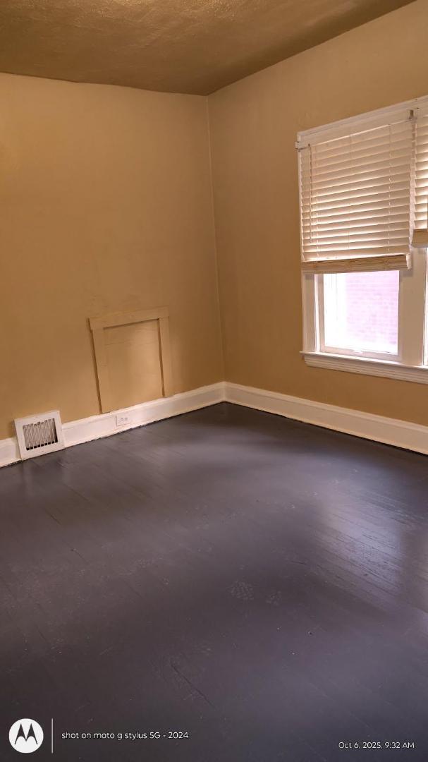 Building Photo - 2002 Nelawood Rd