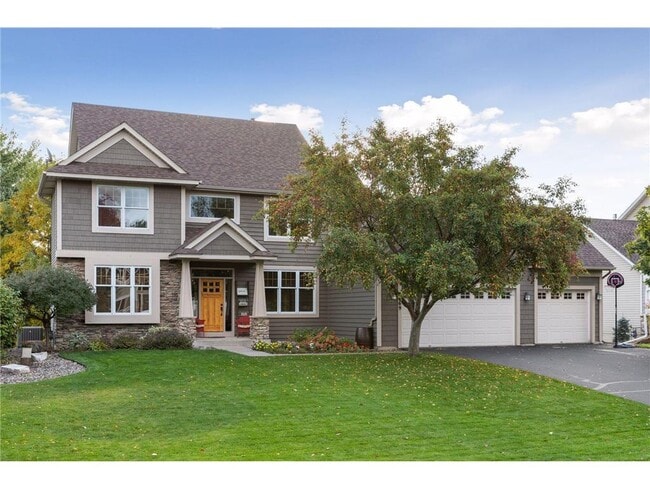 Building Photo - 8069 Enclave Bay