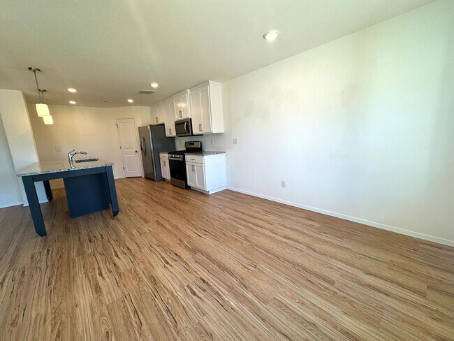 Building Photo - Stunning 3 bedroom, 2 bathroom home located in Bixby, Oklahoma!