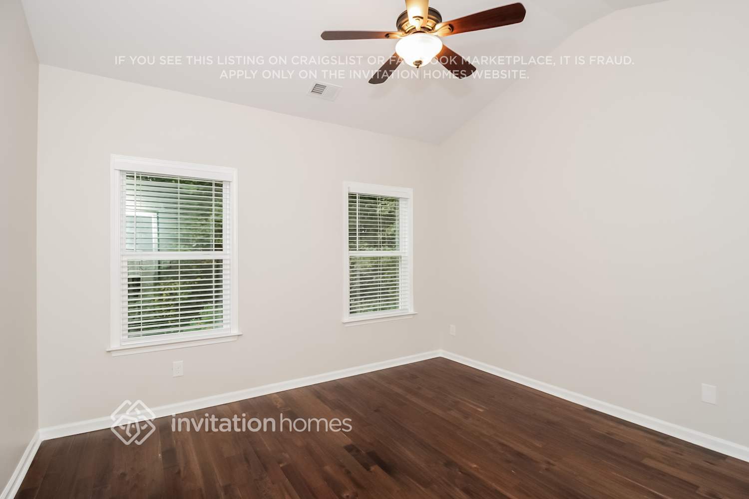 Building Photo - 5277 Miranda Way