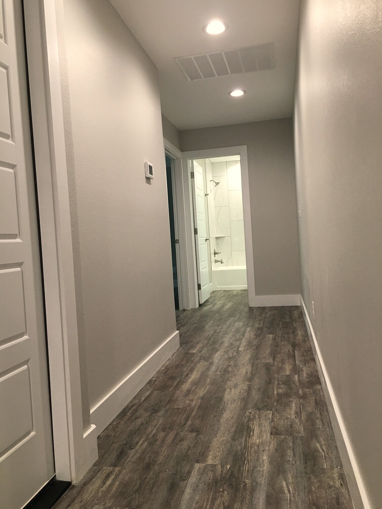 Building Photo - 709 W Woodard St