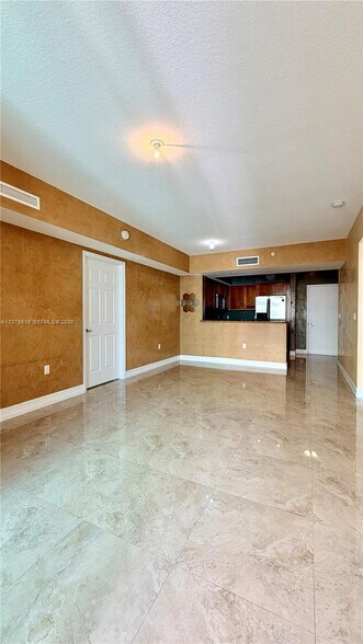 Building Photo - 1755 E Hallandale Beach Blvd