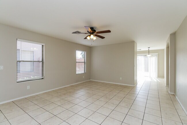 Building Photo - 10849 E Carol Ave