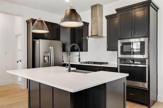 Building Photo - 9303 Easy St