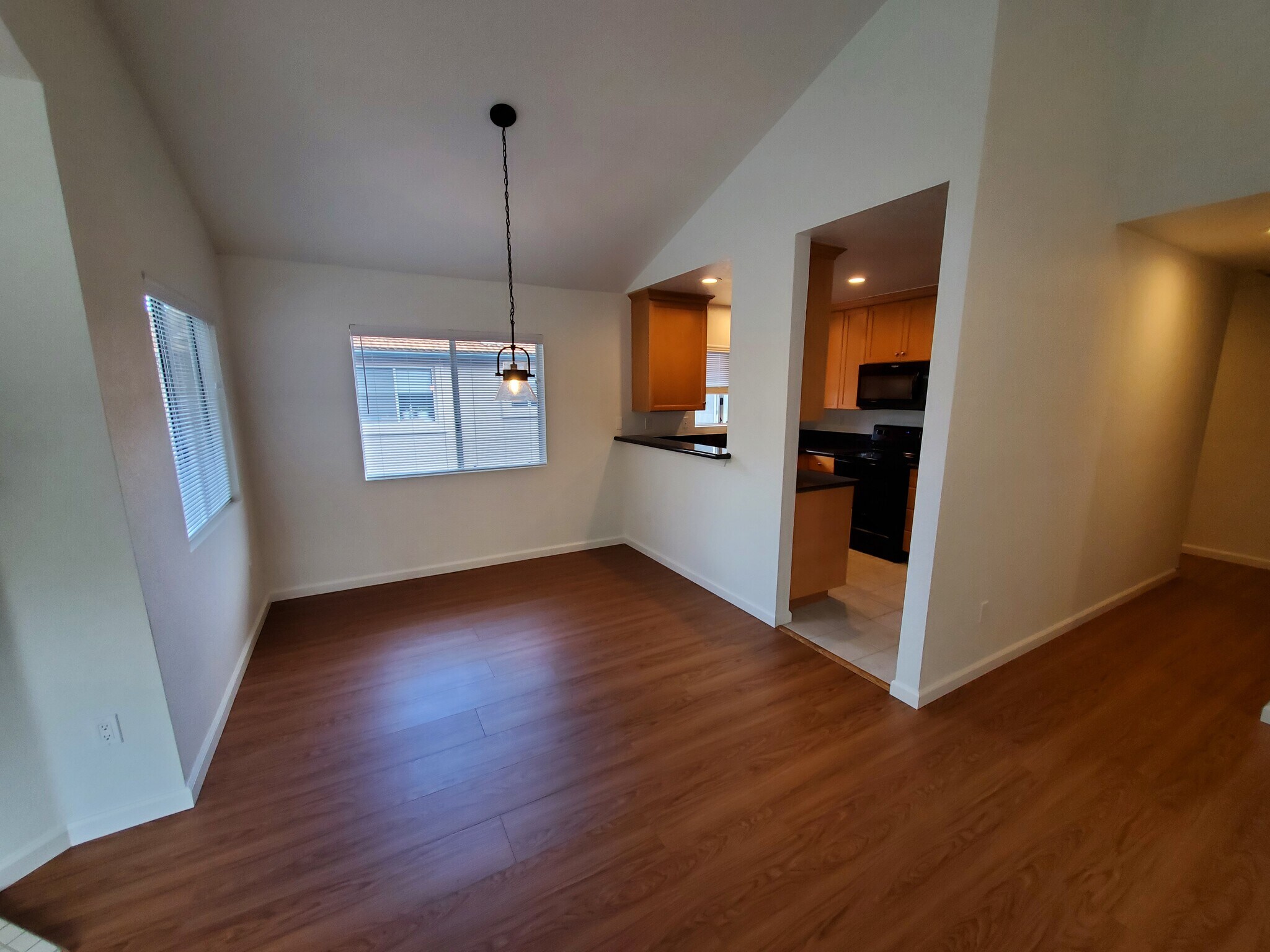 Building Photo - 11353 Avenida De Los Lobos