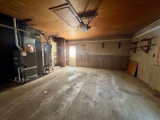 Building Photo - West Lafayette Schools Beautiful Home, Att...
