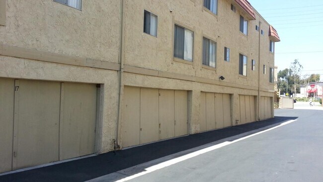 Garage Parking - 410 W Imperial Hwy