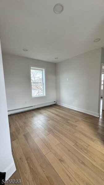 Building Photo - 113 Broadway