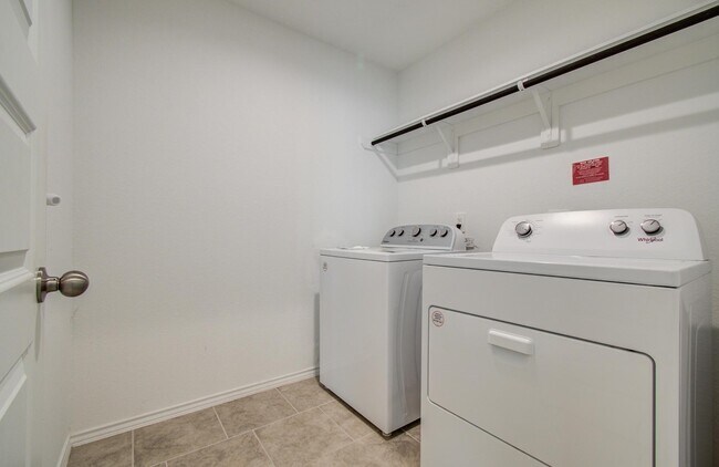 Building Photo - 7527 Cynomys Ct