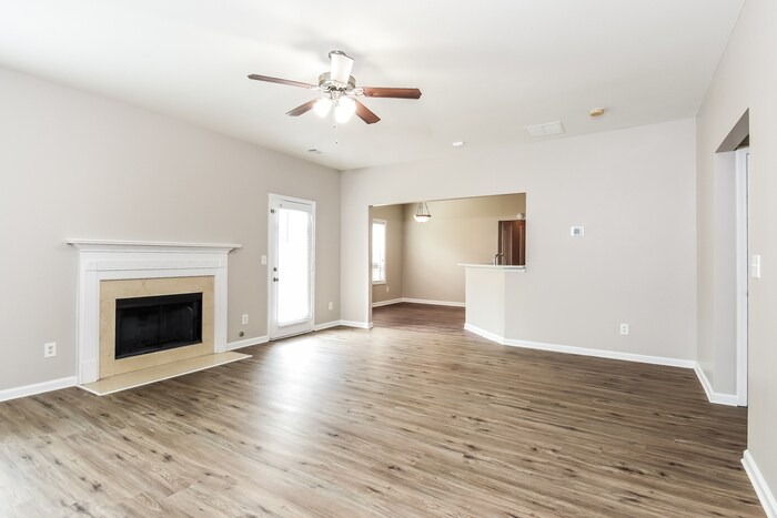 Building Photo - 39 Lenore Ct