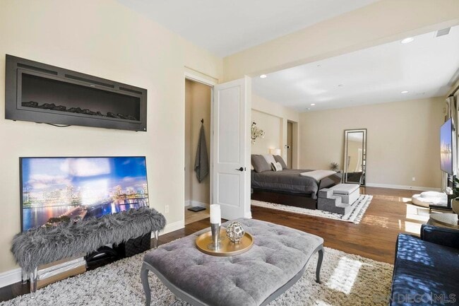 Building Photo - 15717 Montbury Pl