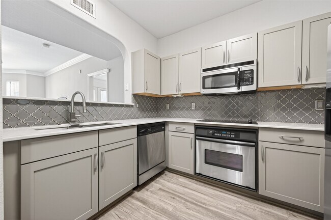 Building Photo - 2299 Lone Star Dr