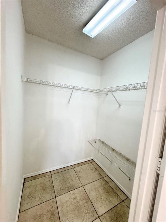 Building Photo - 13415 Fairway Glen Dr