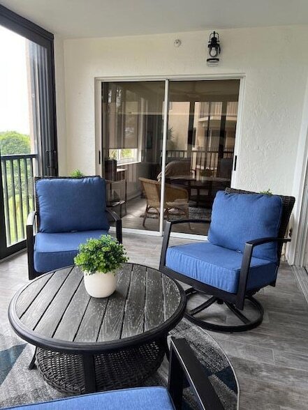 Building Photo - 275 Palm Ave