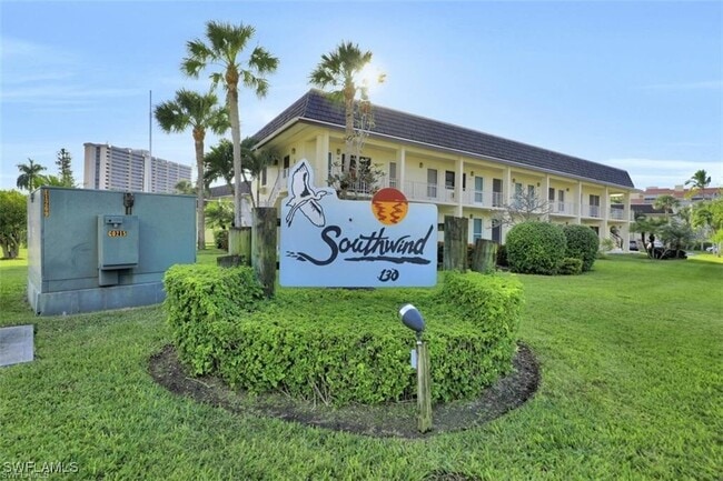 Primary Photo - 130 N Collier Blvd