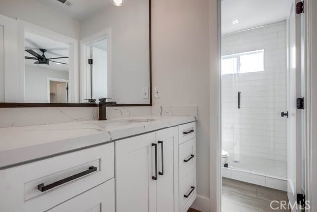 Building Photo - 622 W Julianna St