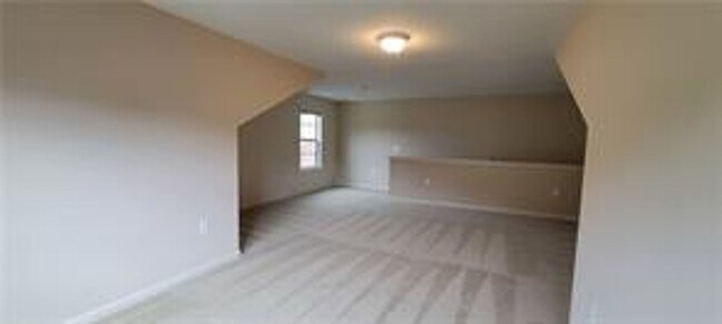 Building Photo - 4565 Flycatcher Dr