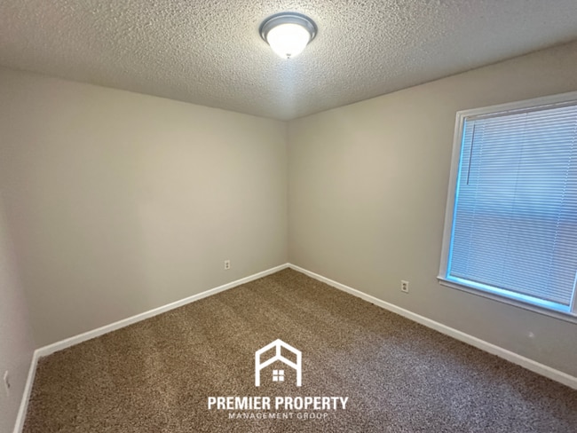 Building Photo - 4556 Trout Valley Dr